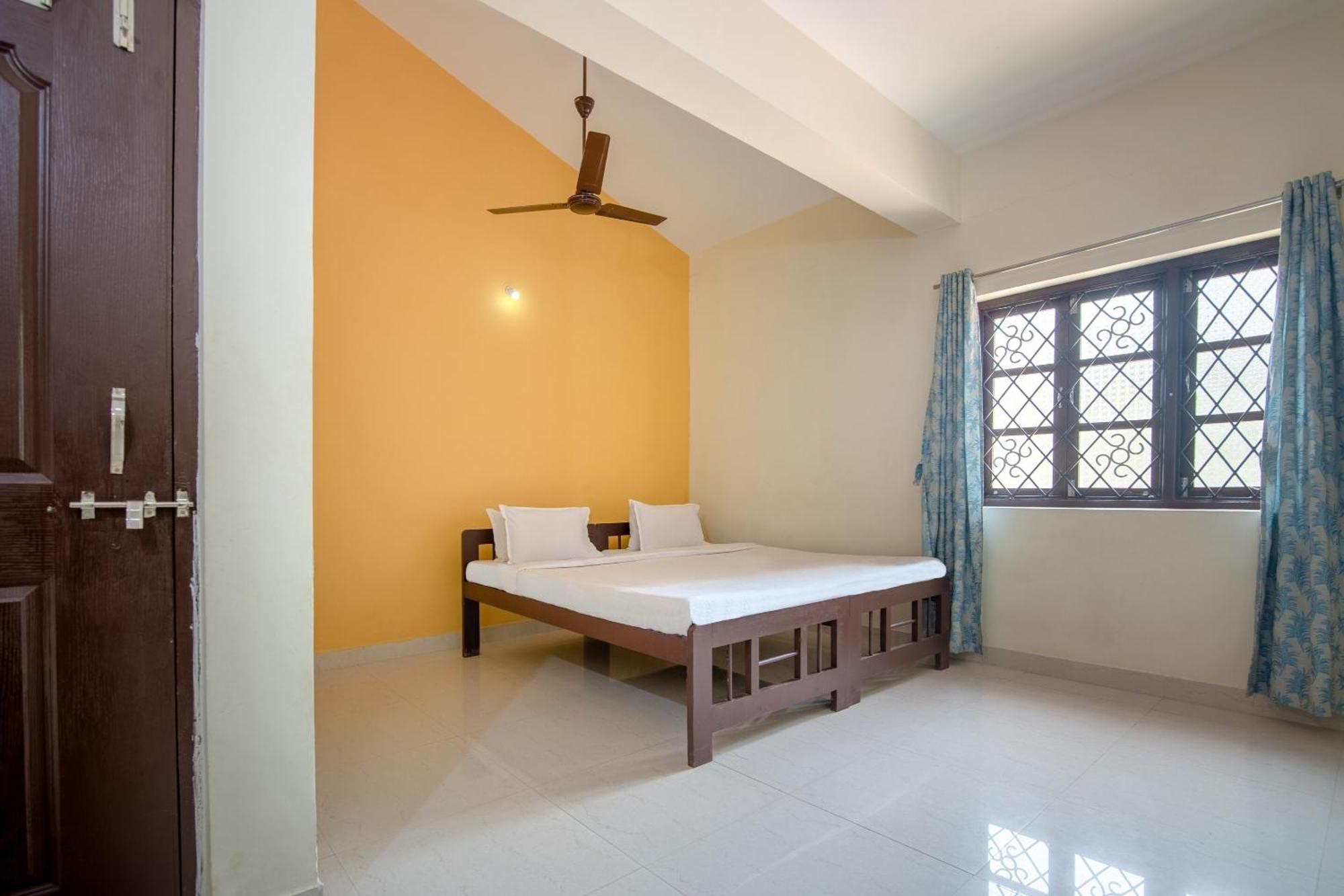 Spot On Ps Guest House Calangute Kültér fotó