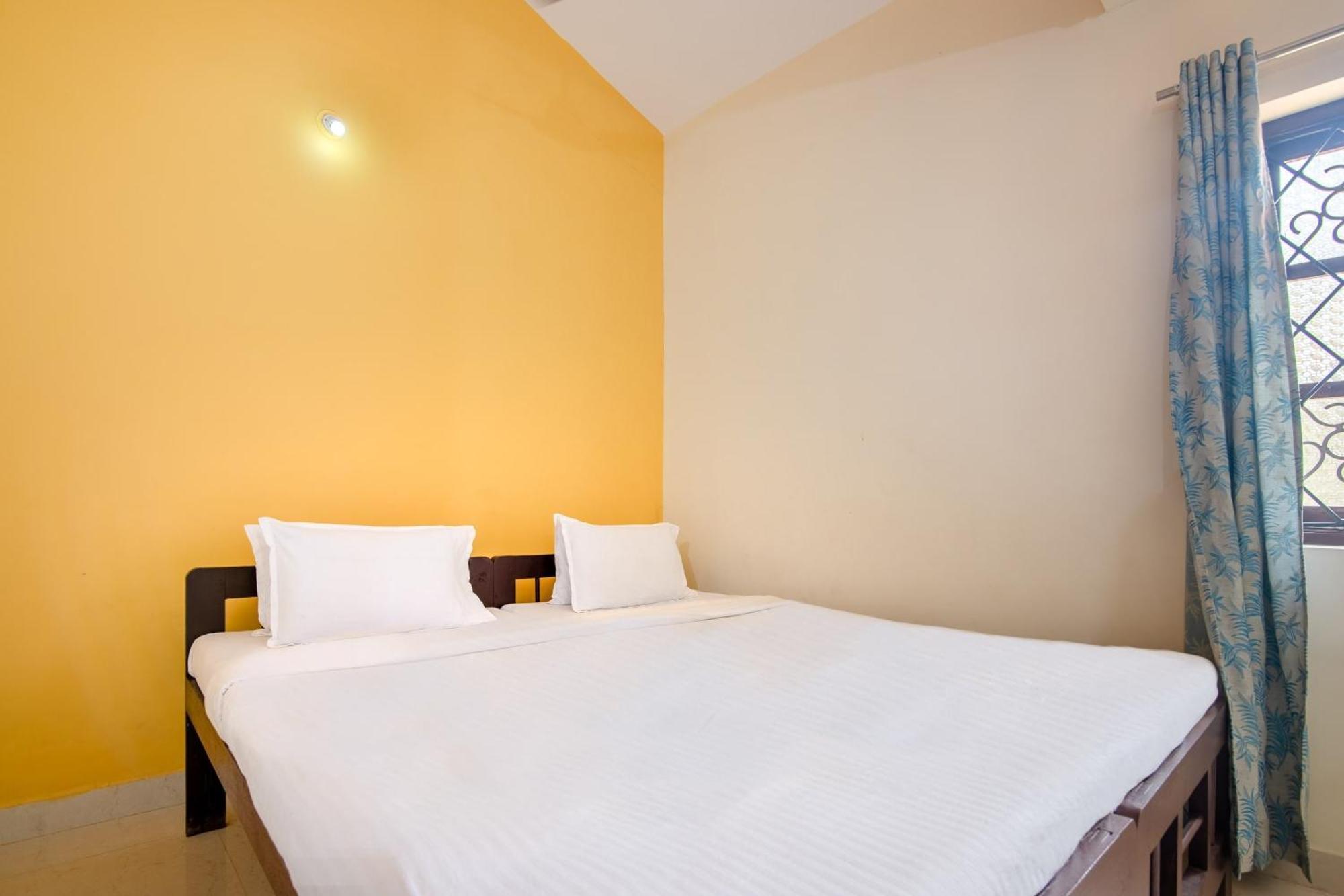 Spot On Ps Guest House Calangute Kültér fotó