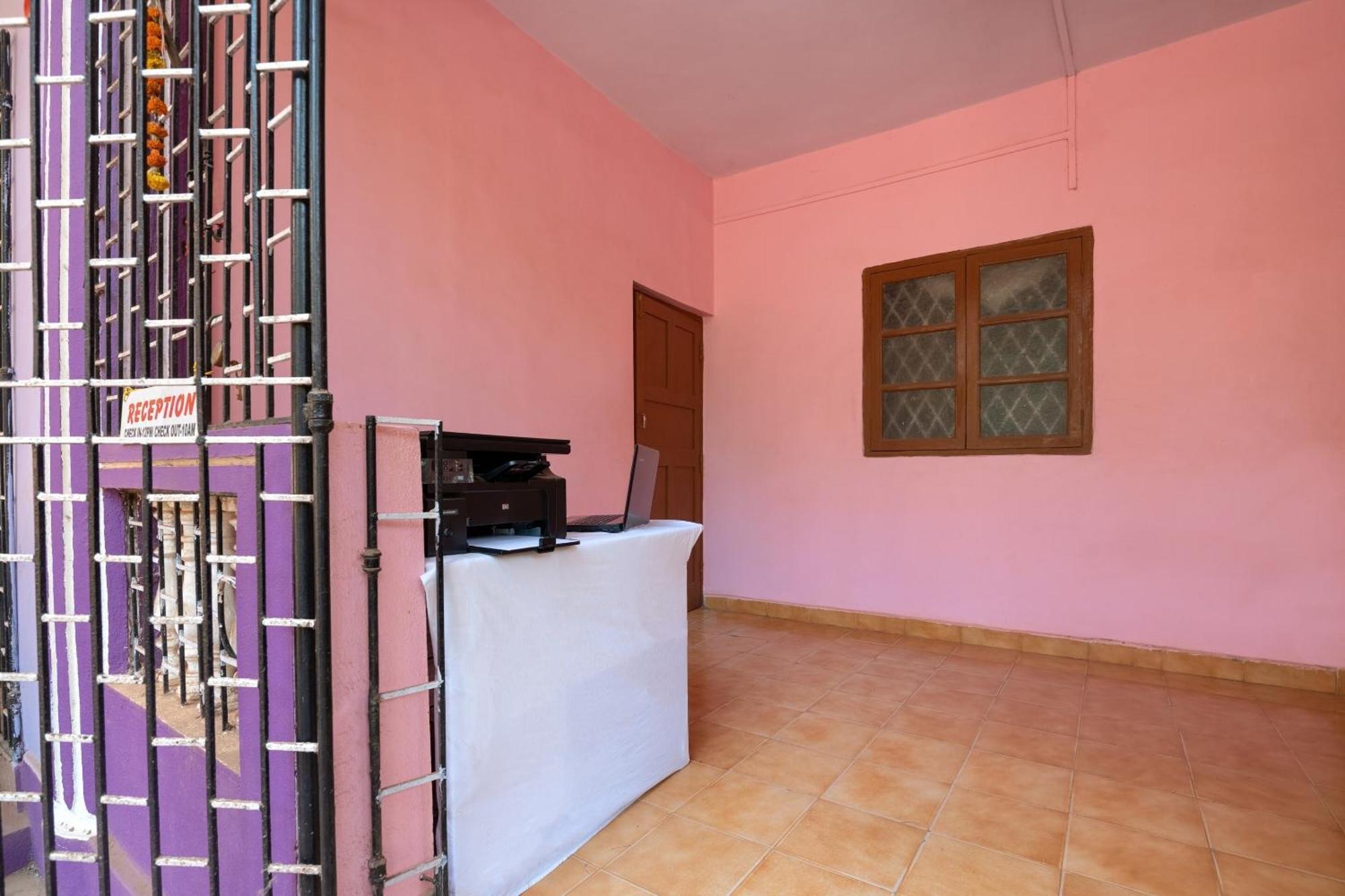 Spot On Ps Guest House Calangute Kültér fotó